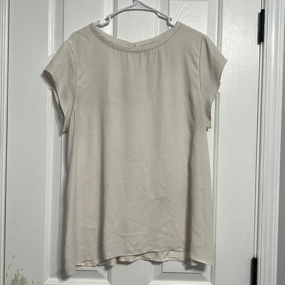 LOFT Off white short sleeve blouse